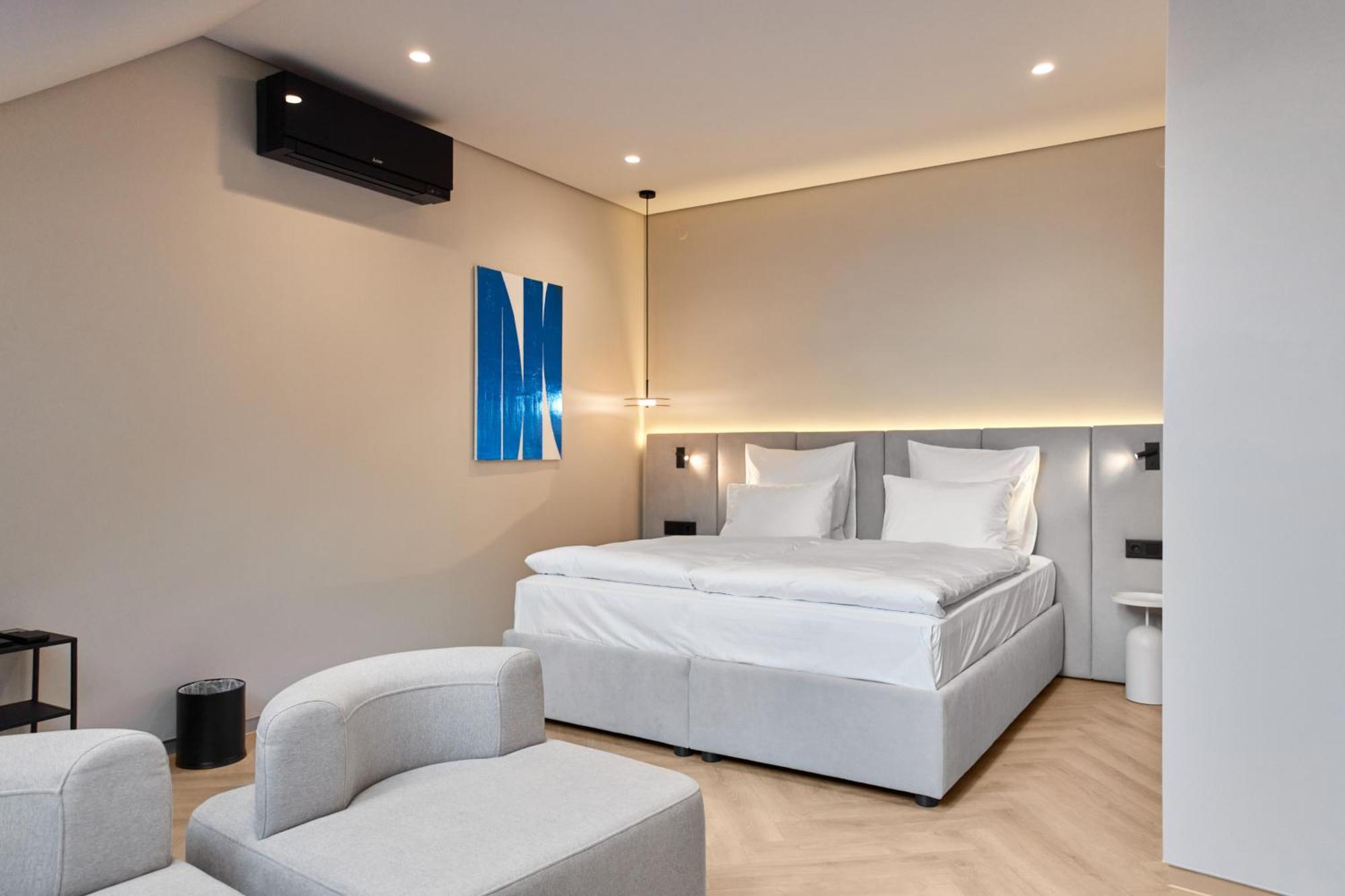 Hotel Laudon Uzhhorod Room photo